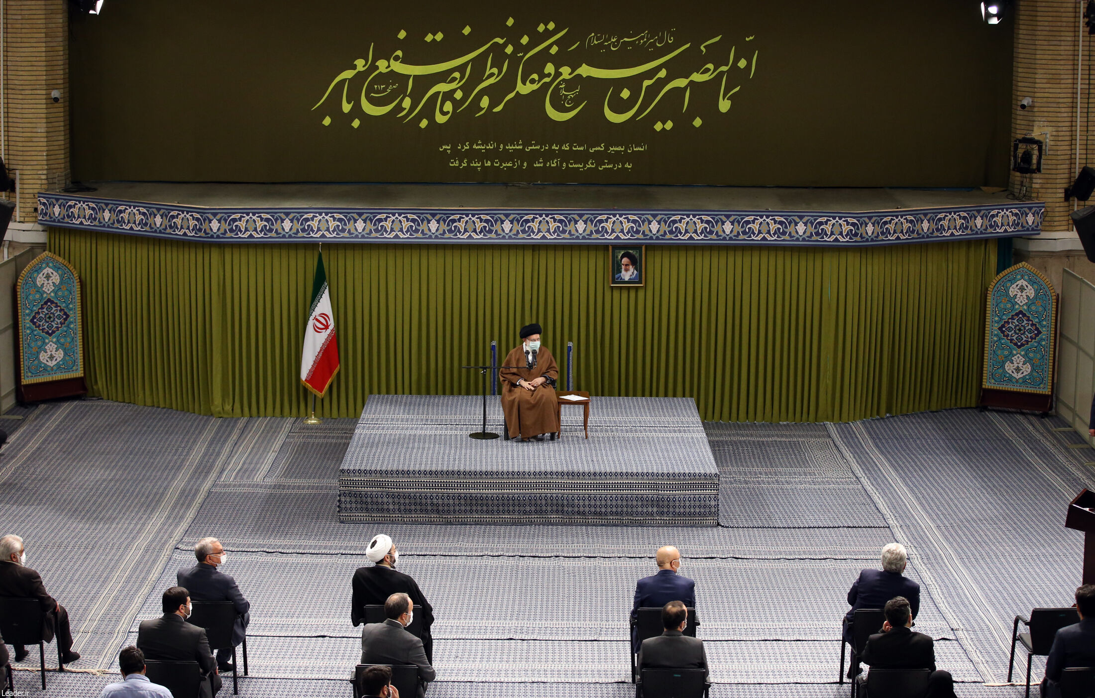 صوت کامل بیانات رهبر معظم انقلاب در دیدار جمعی از دانشجویان