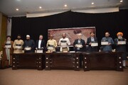 حیدرآباد،سالارجنگ میوزیم میں انٹرنیشنل نمائش؛400 قرآن، 60 قلمی نسخے اور 15ہوبہو نسخے(مینیو اسکرپٹ) اور دیگر کتابوں کے قلمی نسخے رکھے گئے