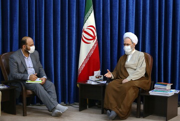 تصاویر/ دیدار معاون امور تعاون وزارت تعاون و رفاه اجتماعی با آیت الله اعرافی