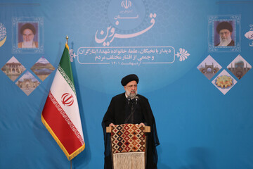 آسیب‌های اجتماعی با محوریت مردم سامان یابد | دانش و فناوری حوزه هسته‌ای و نظامی به بخش خودروسازی سرریز شود