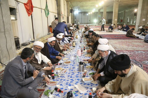 تصاویر / ضیافت افطار در مصلی شهر پردیسان
