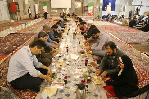 تصاویر / ضیافت افطار در مصلی شهر پردیسان