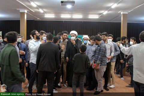 بالصور/ اجتماع ودي بين الطلاب الجامعيين مع ممثل الولي الفقيه في محافظة همدان
