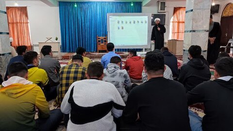 تصاویر/ بازدید نخبگان دانش آموزی از مدرسه علمیه حضرت ولیعصر(عج) آستارا و آشنایی با فعالیتهای حوزه