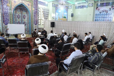 تصاویر/  بازدید نماینده ولی فقیه در آذربایجان شرقی از برنامه های رمضانیه مسجد امام جواد علیه السلام تبریز