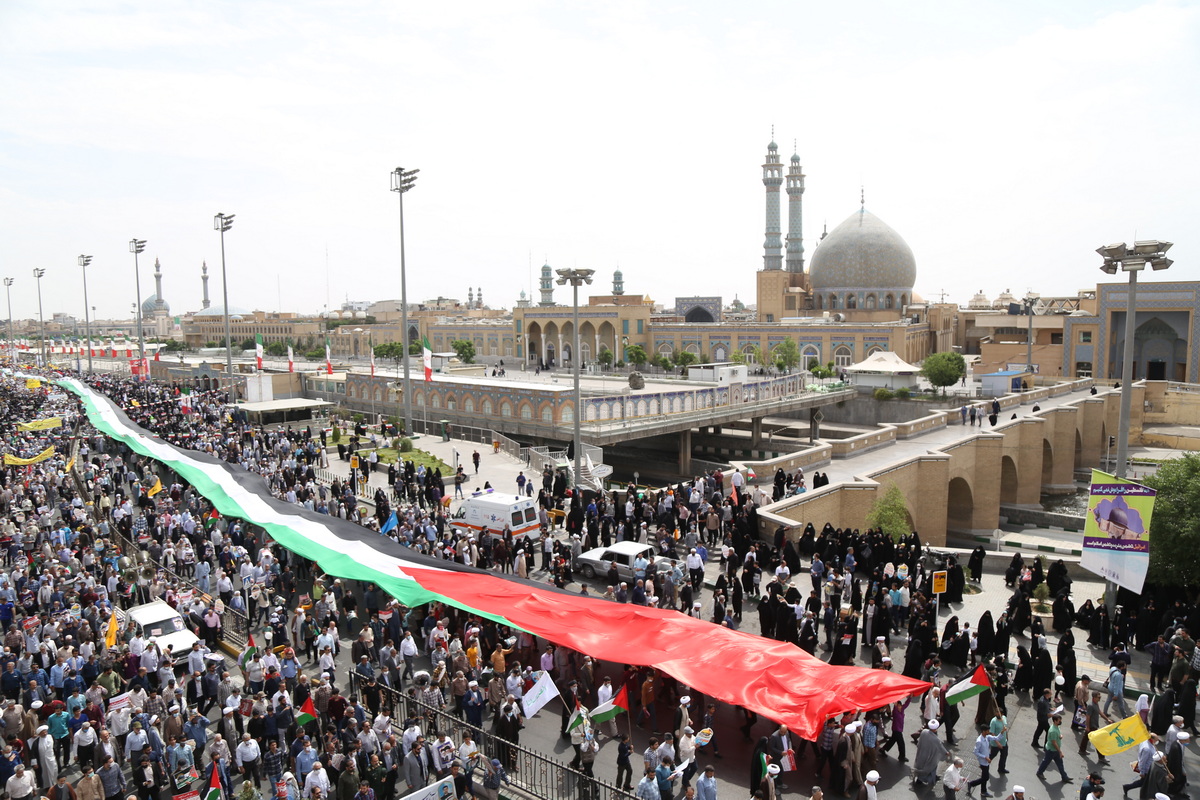 تصاویر/ راهپیمایی روز جهانی قدس در قم -۳