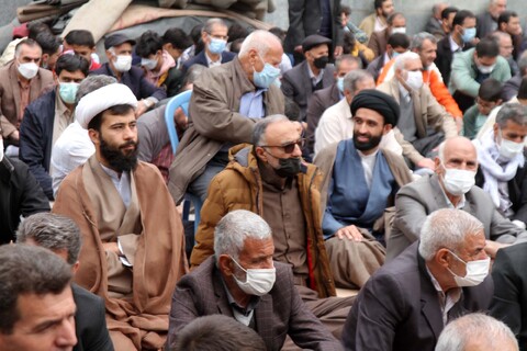 تصاویر | حضور پر شور روحانیت در آخرین نماز جمعه ماه مبارک رمضان همدان