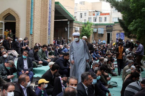 تصاویر | حضور پر شور روحانیت در آخرین نماز جمعه ماه مبارک رمضان همدان