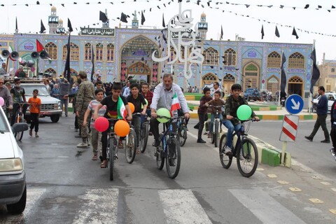 تصاویر/حضور روحانیون و طلاب مدارس علمیه آران وبیدگل همدوش دیگراقشارجامعه در راهپیمایی روز جهانی قدس