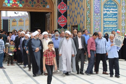 تصاویر/حضور روحانیون و طلاب مدارس علمیه آران وبیدگل همدوش دیگراقشارجامعه در راهپیمایی روز جهانی قدس