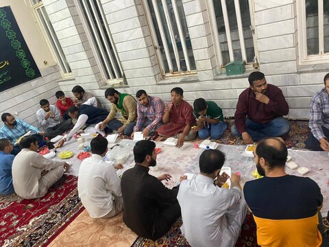 تصاویر/ قم المقدسہ میں علماء جنوب ہندوستان کی جانب سے افطاری