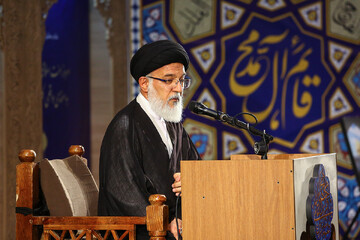 مراسم مناجات‌خوانی در حرم مطهر حضرت معصومه(س) برگزار می‌شود