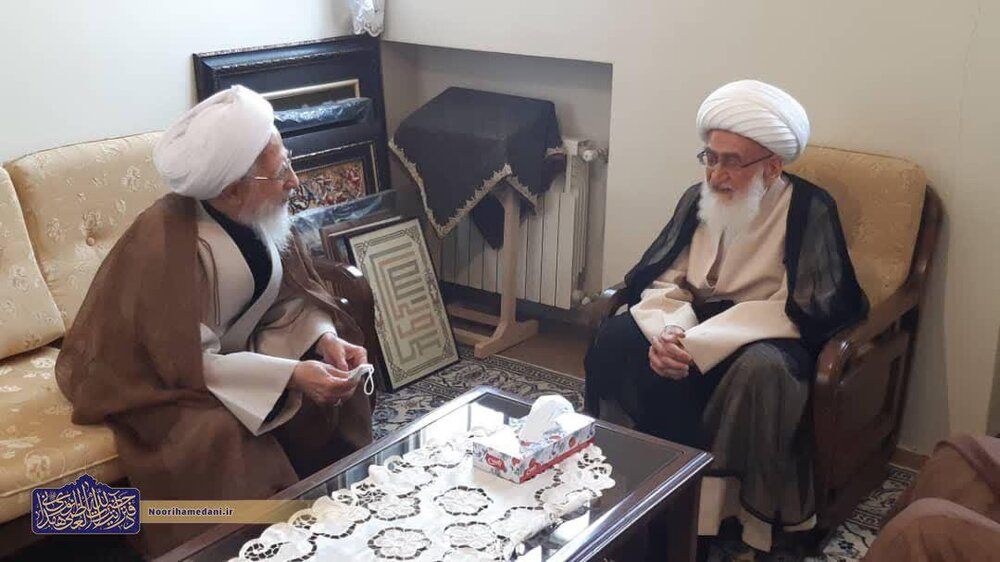 دیدار آیات عظام نوری همدانی و جوادی آملی