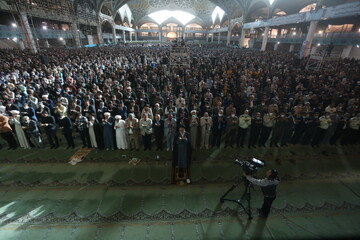 تصاویر/ اقامه نماز عید سعید فطر در مصلای اصفهان