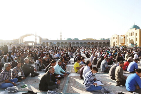 تصاویر / اقامه نماز عیدسعید فطر در مسجد مقدس جمکران