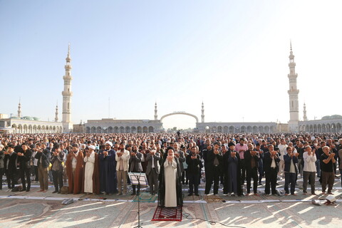 تصاویر / اقامه نماز عیدسعید فطر در مسجد مقدس جمکران