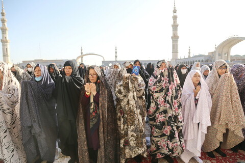 تصاویر / اقامه نماز عیدسعید فطر در مسجد مقدس جمکران