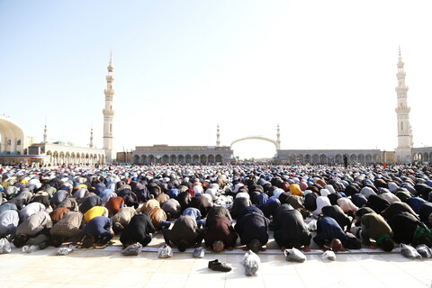 تصاویر / اقامه نماز عیدسعید فطر در مسجد مقدس جمکران