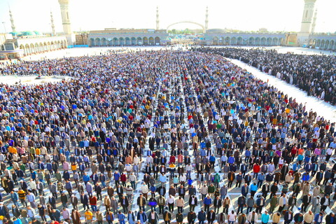 تصاویر / اقامه نماز عیدسعید فطر در مسجد مقدس جمکران