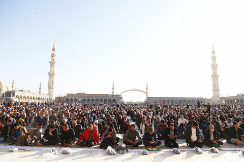 تصاویر / اقامه نماز عیدسعید فطر در مسجد مقدس جمکران