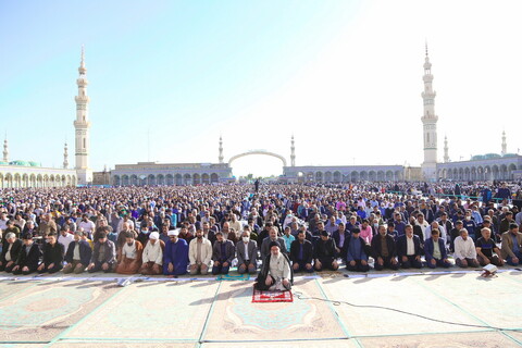 تصاویر / اقامه نماز عیدسعید فطر در مسجد مقدس جمکران