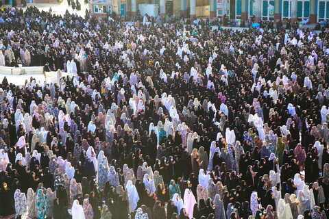 تصاویر / اقامه نماز عیدسعید فطر در مسجد مقدس جمکران