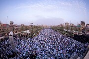 دو سالوں کے وقفہ کے بعد روضہ مبارک امام حسین (ع) اور روضہ مبارک حضرت عباس (ع) میں نماز عید الفطر کا روح پرور اجتماع