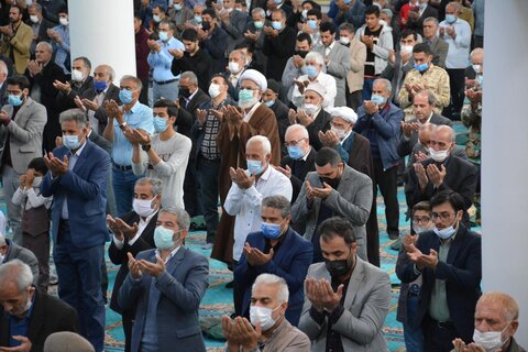 تصاویر/ حضور پرشور مردم در آیین عبادی سیاسی نماز جمعه ارومیه