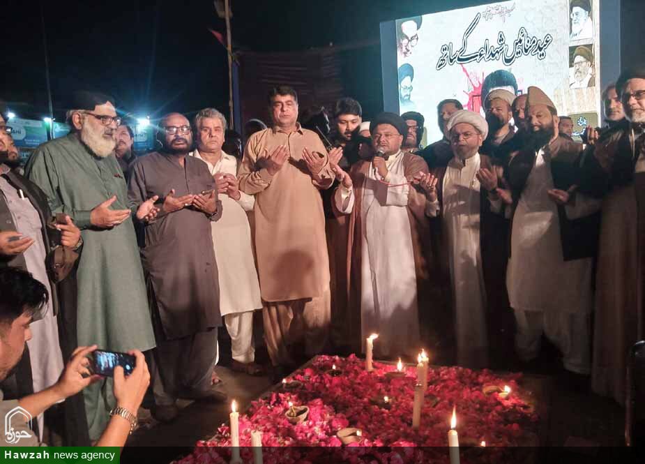تصاویر/ کراچی میں شیعہ علماء کونسل پاکستان کی جانب سے فلسطین و شہداء پاکستان کی یاد میں نمائش و چراغاں