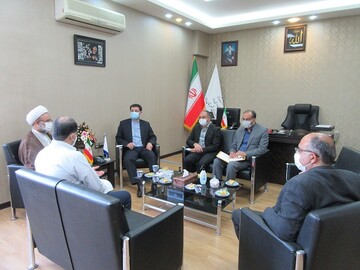 فرماندار یزد خواستار توجه به زیرساخت های حوزه علمیه خواهران شد