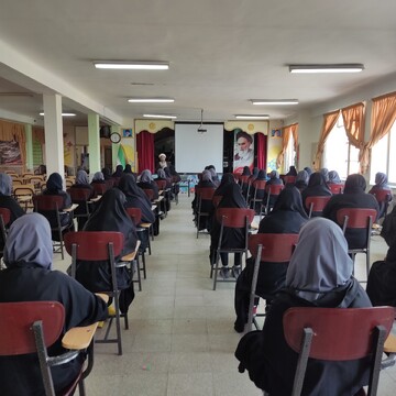 دشمن به دنبال از بین بردن قبح خیانت در خانواده است