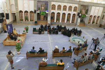 محفل وداع شاعرانه با سردار بی سر