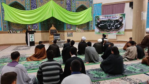 تصاویر/ برگزاری دوره مشاوره تحصیلی در مدرسه علمیه امام علی(ع) سلماس