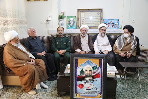 تصاویر / حضور اعضای کنگره شهدای روحانی در منزل روحانی شهید میرزاعلی هاشمی سنجانی