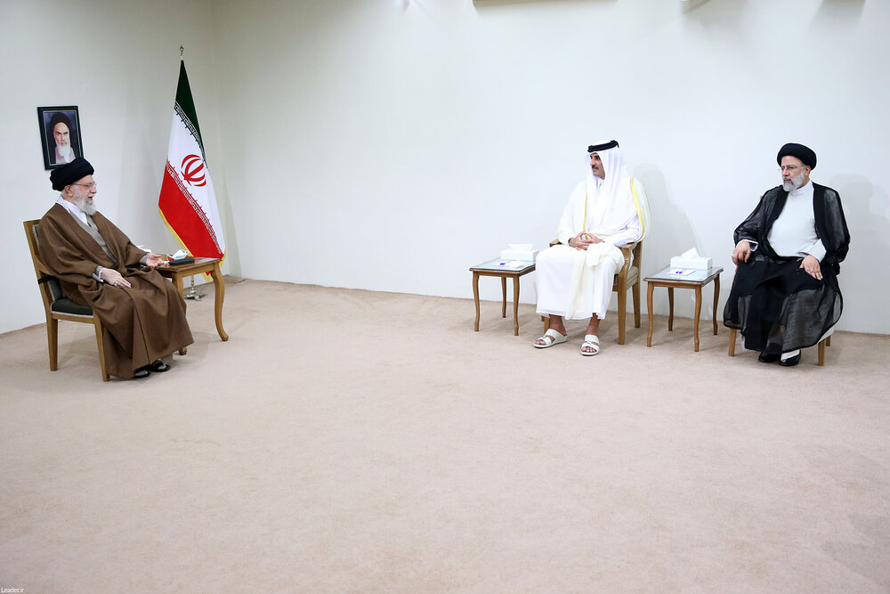 بالصور/ لقاء أمير قطر والوفد المرافق مع الإمام الخامنئي