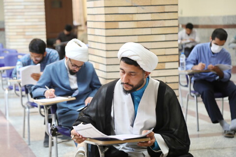 تصاویر/ آزمون ورودی اختصاصی کارشناسی ارشد دانشگاه معارف اسلامی ویژه طلاب