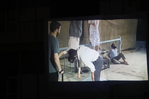 تصاویر / اجرای نمایش فعالیت های زندگی شهدای مدرسه علمیه حقانی