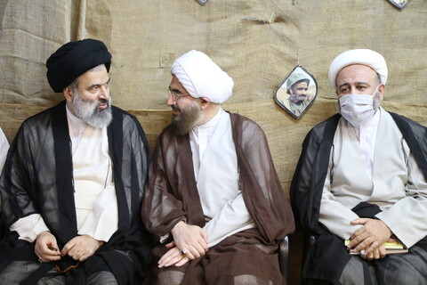 تصاویر / یادواره شهدای مدرسه علمیه حقانی