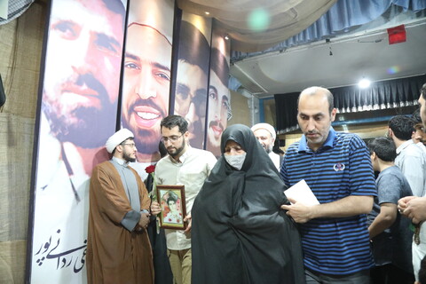 تصاویر / یادواره شهدای مدرسه علمیه حقانی