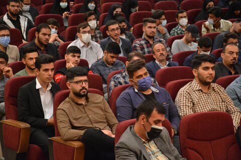 تصاویر/ نماینده ولی فقیه در آذربایجان غربی پای حرف دانشجویان