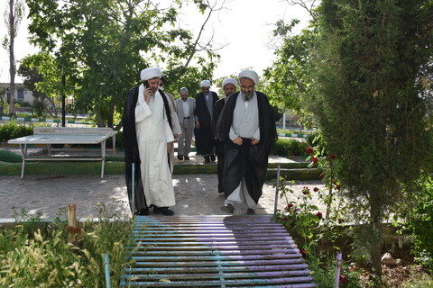 تصاویر/ ورود حجت السلام والمسلمین فاضل به سمنان با استقبال مسئولان استانی
