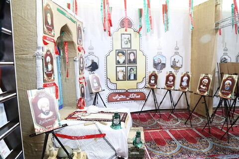 تصاویر / افتتاحیه نمایشگاه از تعهد سرخ از حجره تل سنگر ( کنگره 4000 شهید روحانی )