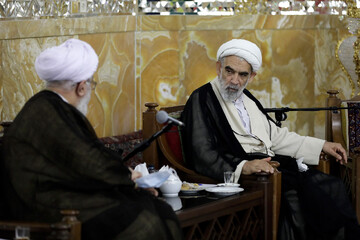 تصاویر/ دیدار اعضای هیئت‌ امنای جامعة المصطفی با تولیت آستان قدس رضوی