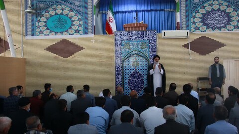 حضور نماینده ولی فقیه خوزستان و مسئولان استانی در نماز جمعه ایذه