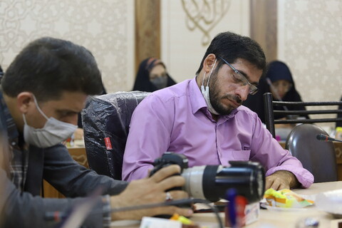 نشست خبری رئیس کمیته روابط عمومی و اطلاع رسانی کنگره ملی ۴ هزار شهید روحانی