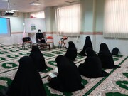 برگزاری دوره آموزشی ضرورت جوانی نسل در مدرسه علمیه الزهرا(س) گناوه