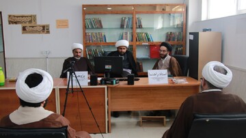 اولین پایان نامه سطح ۴ در حوزه علمیه خوزستان دفاع شد + عکس