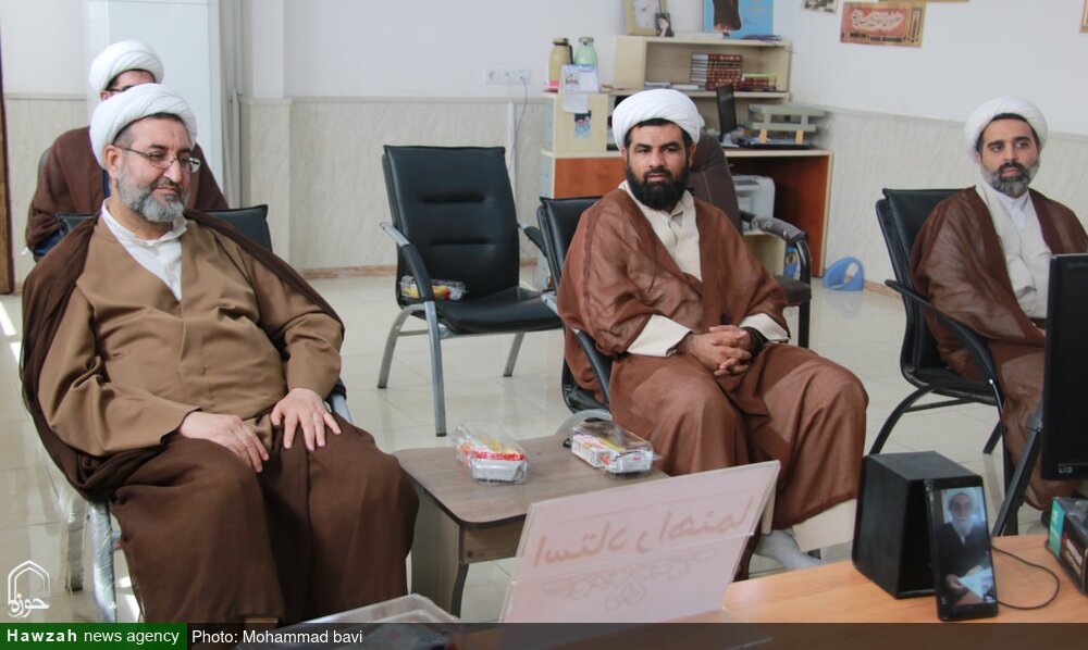 اولین پایان نامه سطح ۴ در حوزه علمیه خوزستان دفاع شد + عکس