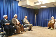 Photo/ Grand Ayatollah Nouri Hamedani meets Iranian Minister of Science