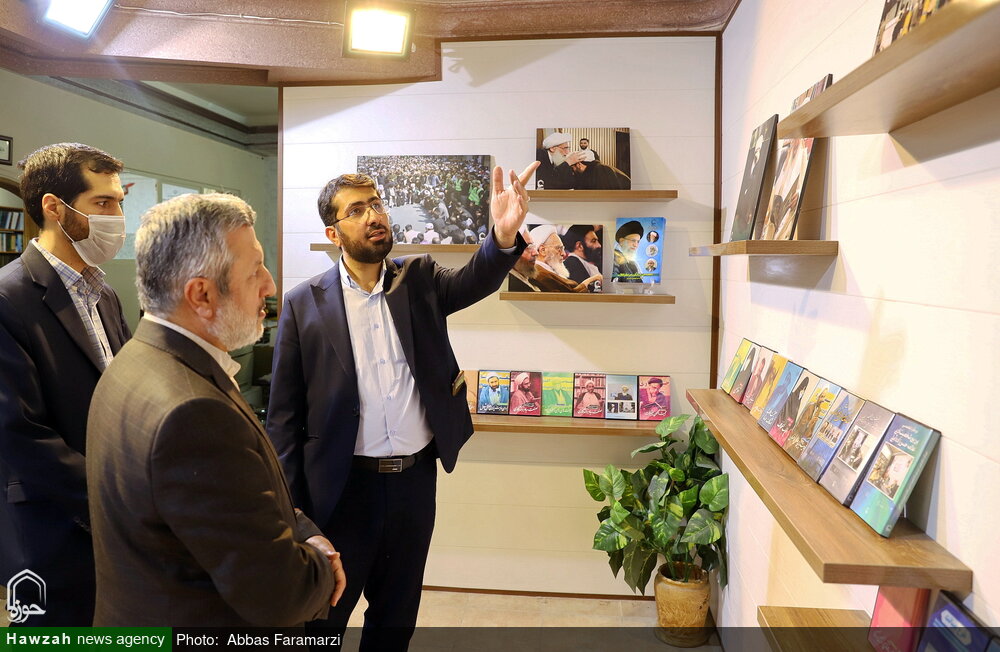 تصاویر/ بازدید مسئول نمایندگی وزارت امور خارجه در قم از خبرگزاری حوزه